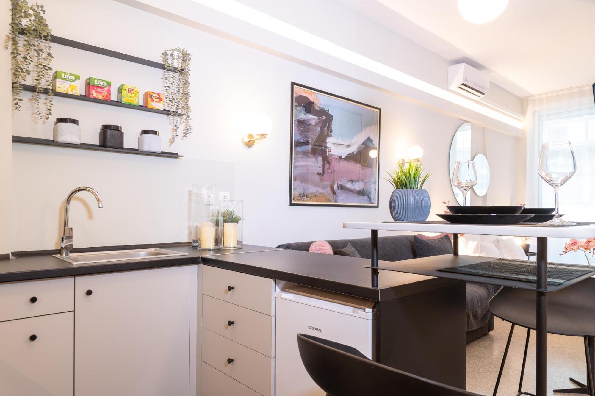 Syntagma Sweet House 3 Apartment เอเธนส์ ภายนอก รูปภาพ